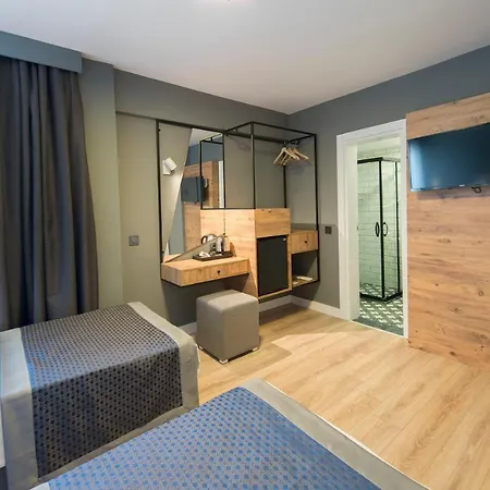 Pure Blanche Otel 3*