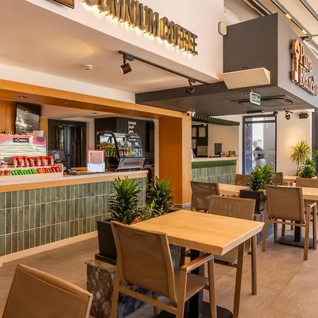 Pure Blanche Отель