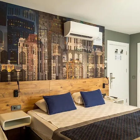 Pure Blanche אנטליה